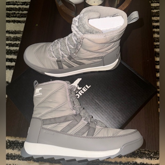 Sorel Winter Boots - Picture 1 of 4